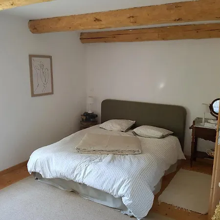 Les Fonts De Baix Bed & Breakfast *